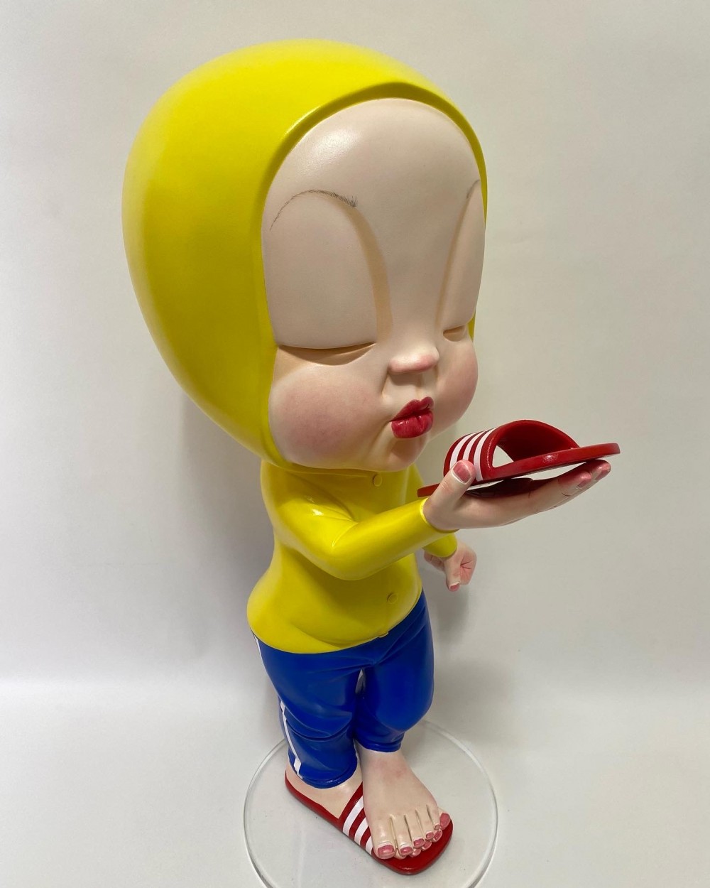 김정대
나른한 오후
34x27x60(h)cm
레진에 유채
2022